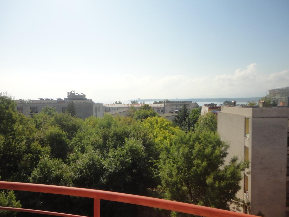 פרימורסקו Hotel Kalina מראה חיצוני תמונה